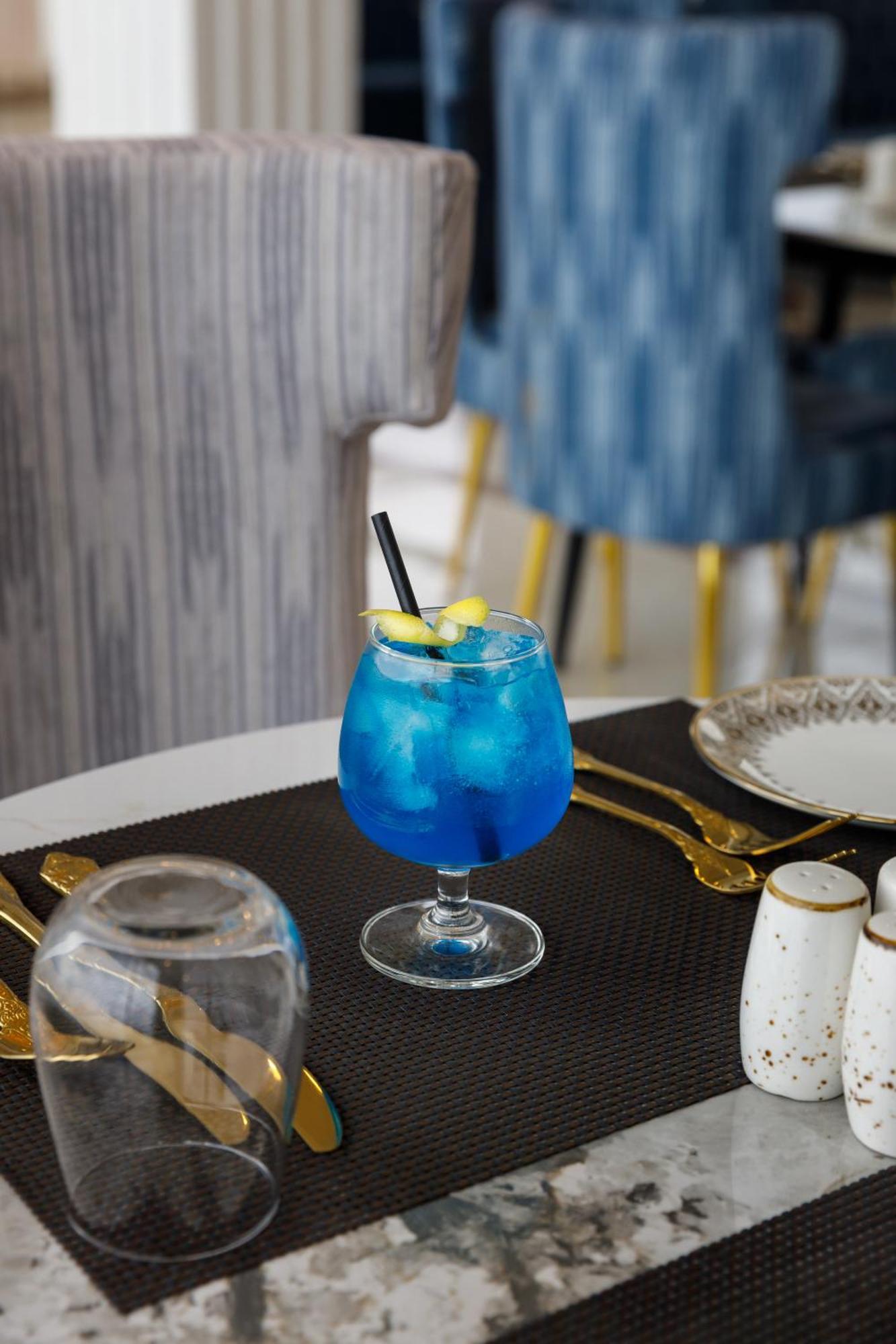 Le Glamour Resort & Wellness Spa Pokhara Eksteriør billede