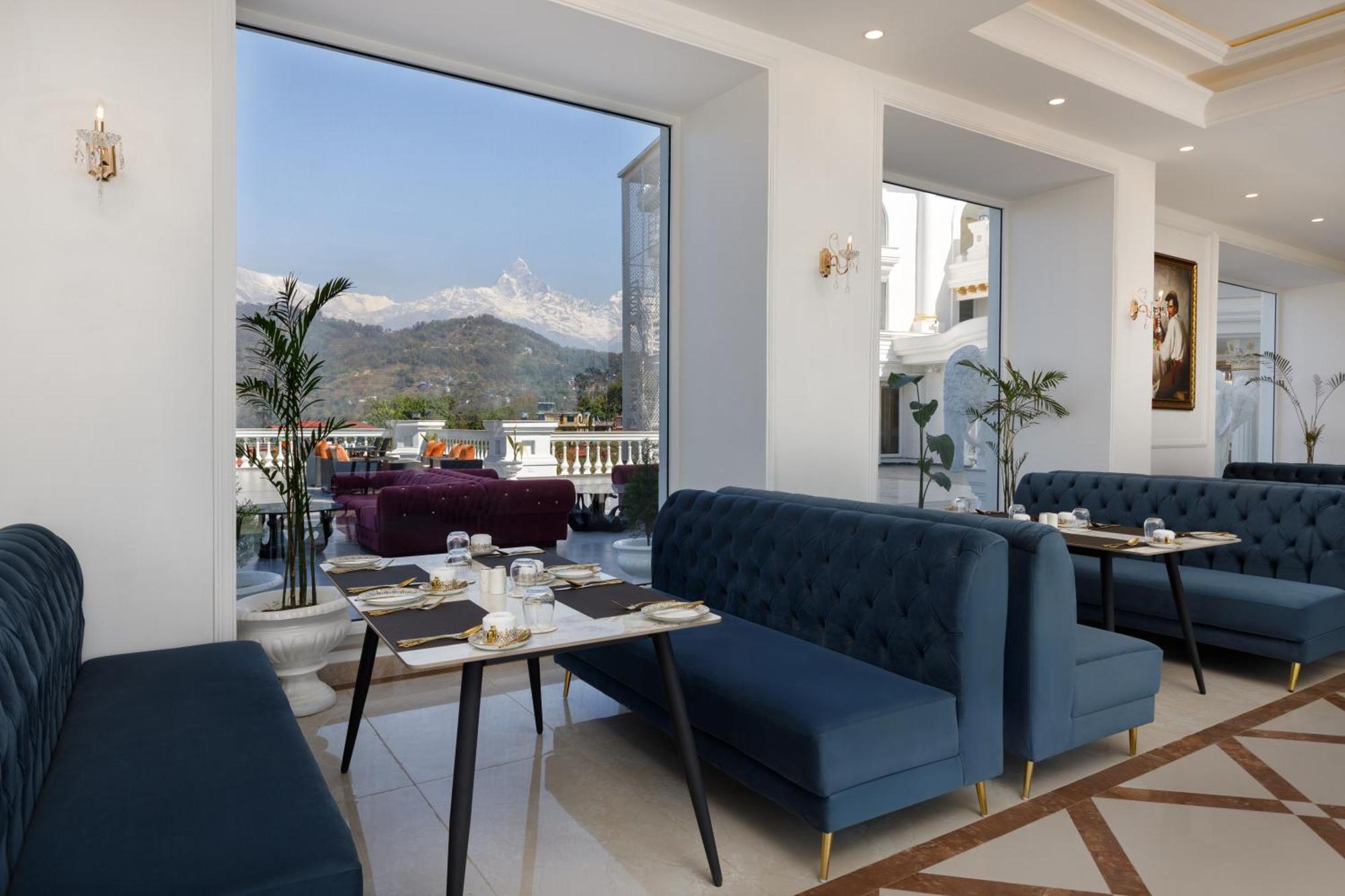 Le Glamour Resort & Wellness Spa Pokhara Eksteriør billede